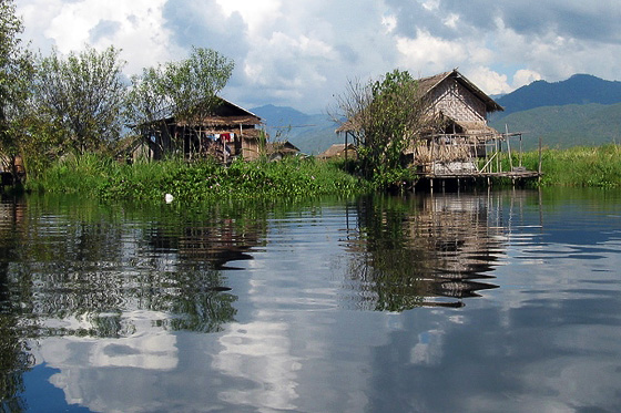 Palafitte sul lago Inle